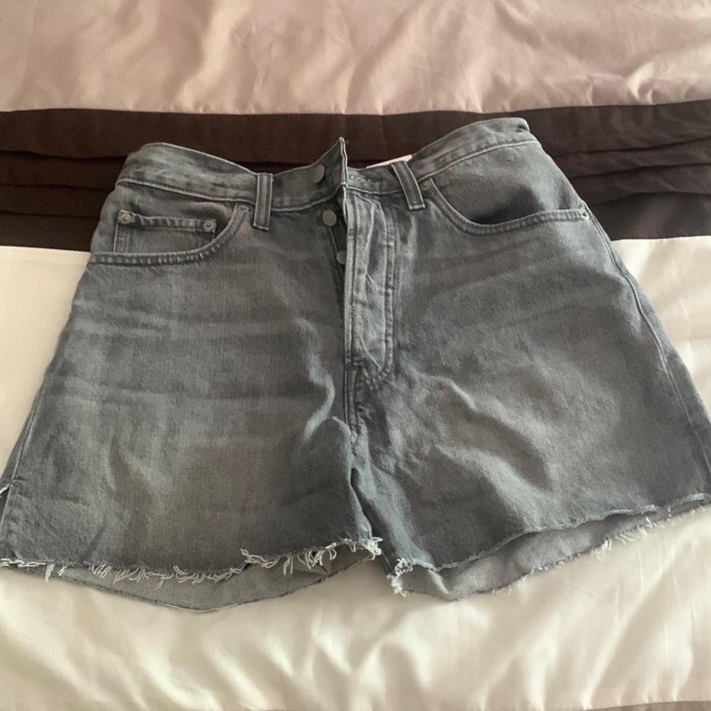 New w/ Tags! Lucky Brand Traveler shorts. Size 4 / 27.